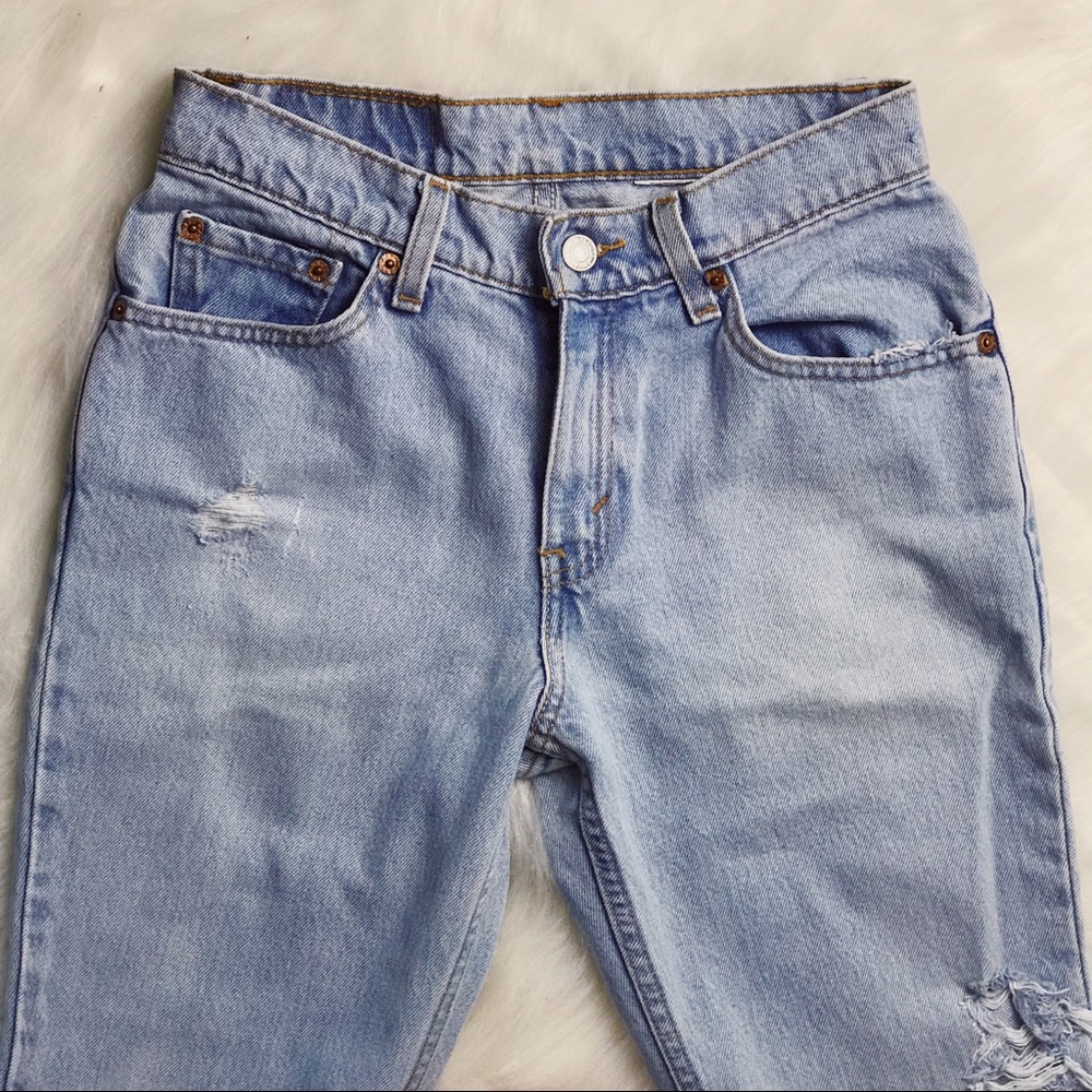Vintage Levi’s Distressed Light Stone Wash 517 D52